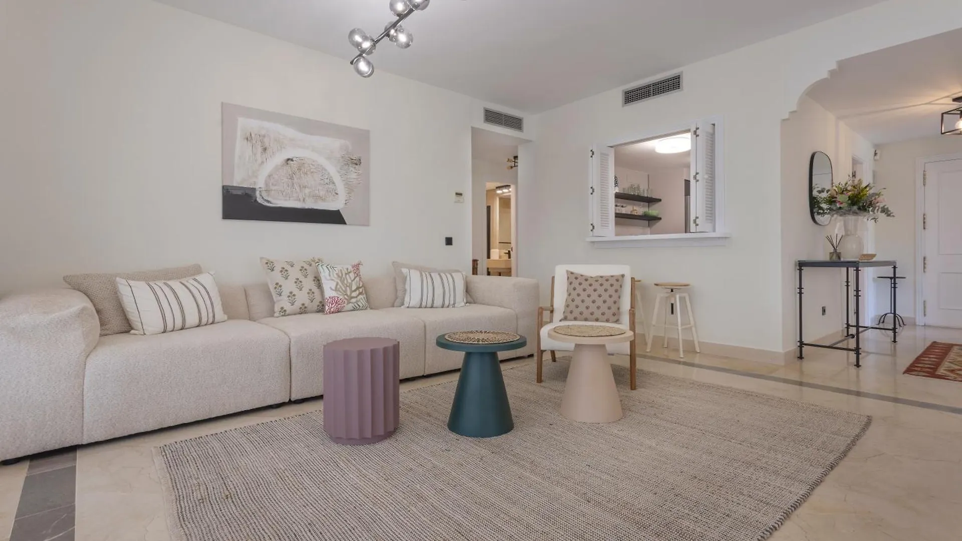 3 Bedroom 3 Bathroom Beachside Apartment Estepona Spain